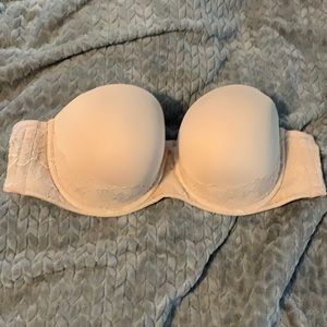 Torrid curve strapless bra 46c